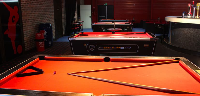 Billards — Fox Bowling à Sainte-Gemmes-sur-Loire, près d'Angers